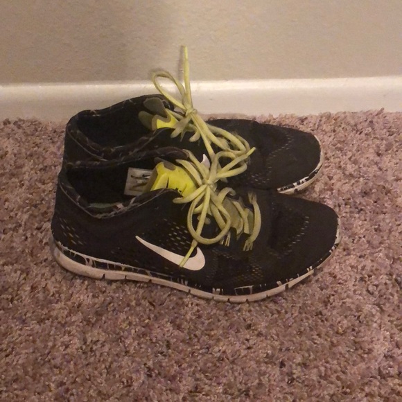 Nike Free TR Fit 4 - Picture 1 of 3